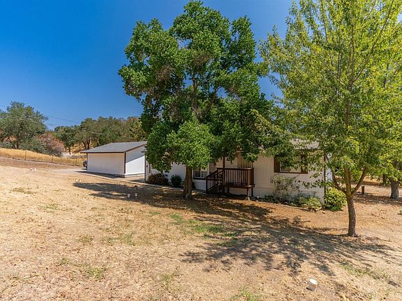 5th image of 2880 Dennis Ct