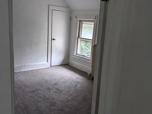 3rd image of 3402A S Whitnall Ave #A