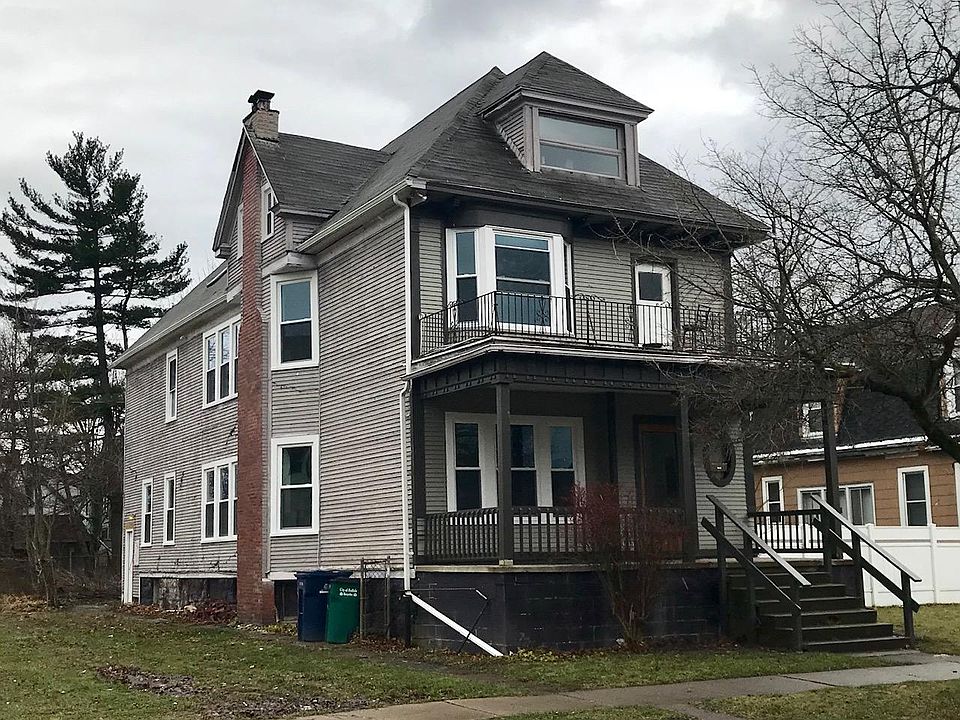 1st image of 361 E Utica St #1