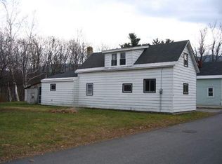 15 Mill St, Gorham, NH 03581