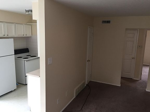 4th image of 6710 Colony Acres Dr APT A