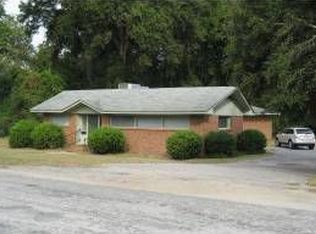 34 Foundry Hill Rd, Cheraw, SC 29520