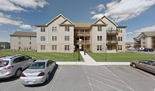 670 Bassett Dr #3D Photo 1