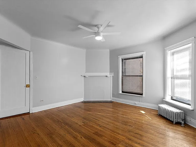 5018-20 S Blackstone — Photo 12