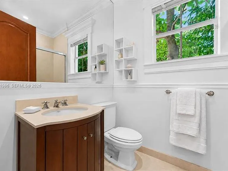 442 Ridgewood Rd — Photo 23