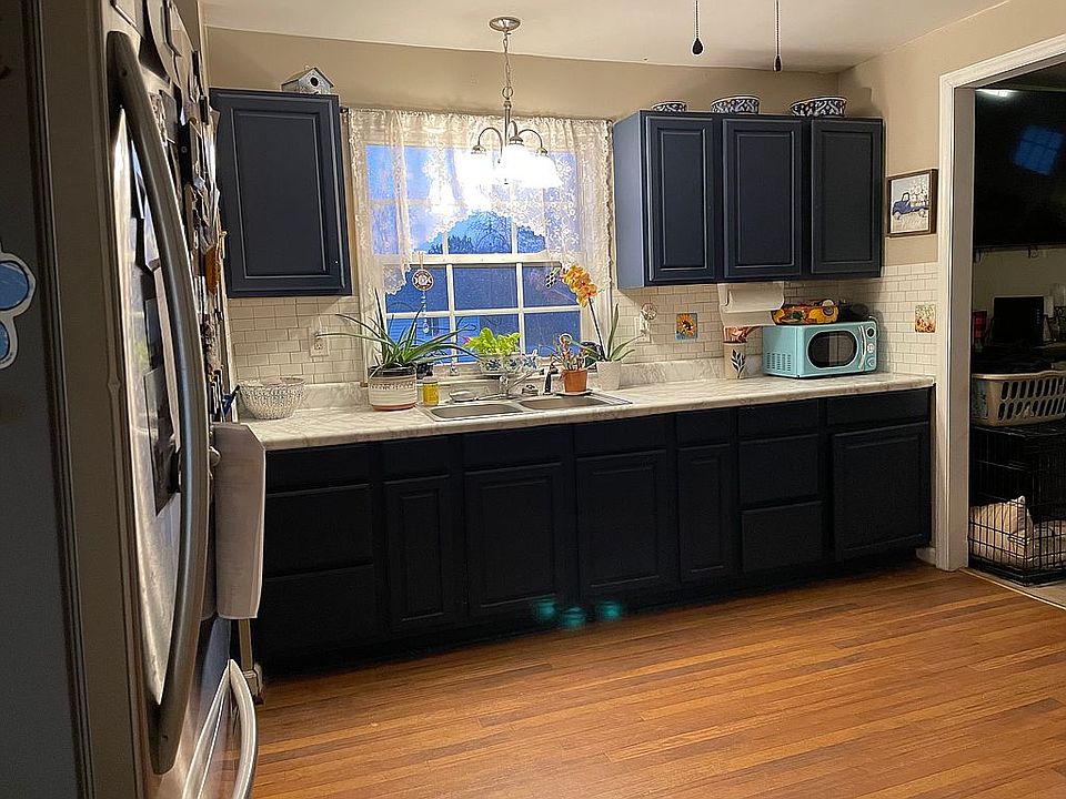 2nd image of 2929 Blueberry Ridge Rd