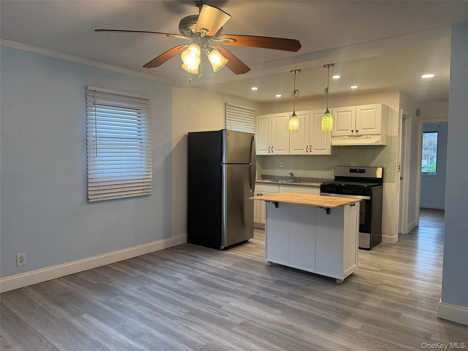 1 bed, 1.0 bath, $2,200 — Photo 3