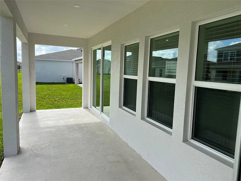 5511 Nina Way — Photo 18