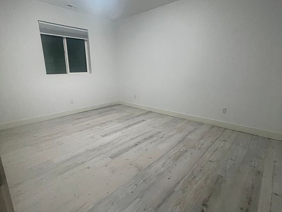 5th image of 187 E 1780 S