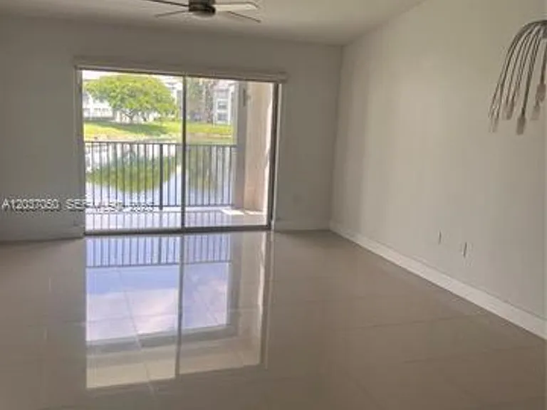 4370 NW 107th Ave #CU-202 — Photo 10