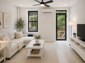 161 Stanton St, New York, NY