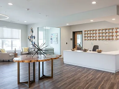 Model and Amenity Tour