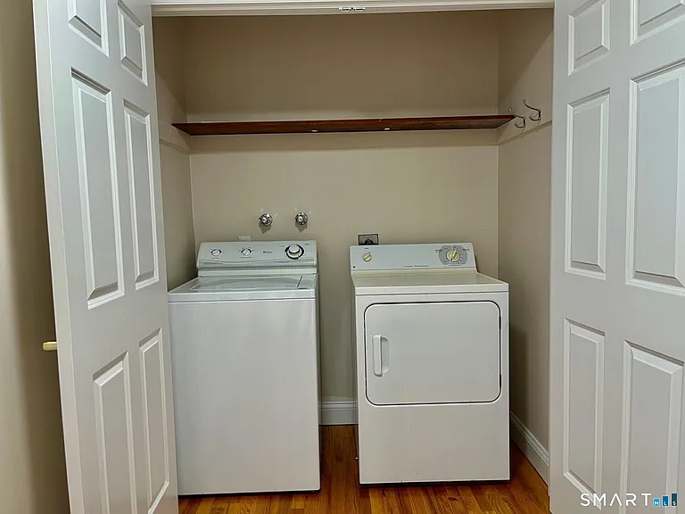 56 East Ave — Photo 12