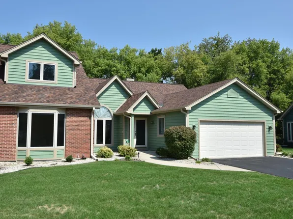 N19W26702 Milkweed LANE #B, Pewaukee, WI 53072