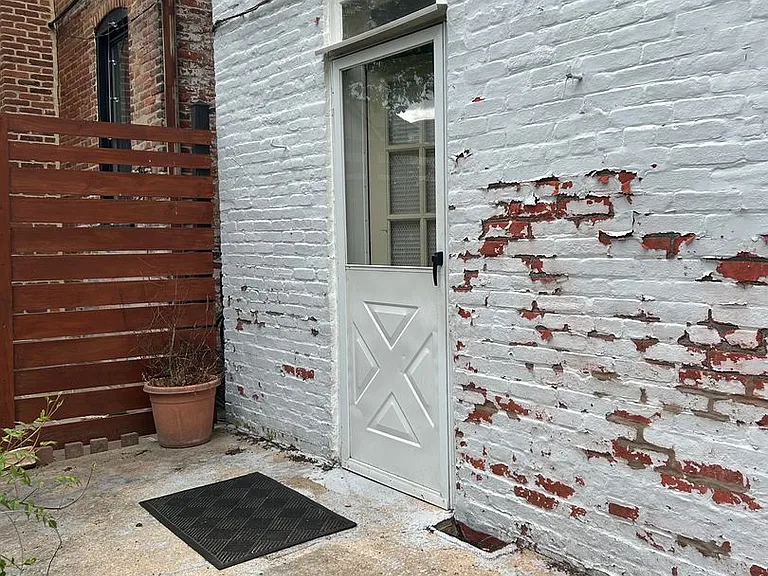 132 E. Lemon St. — Photo 20