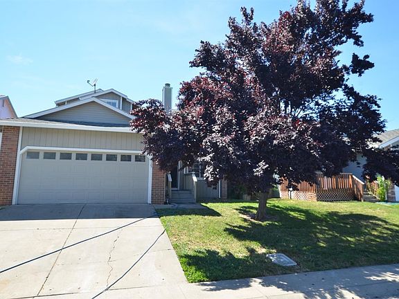 2nd image of 125 Creekside Cir