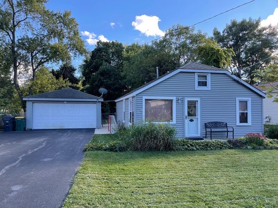 10399 W Waldo Ave, Beach Park, IL 60099