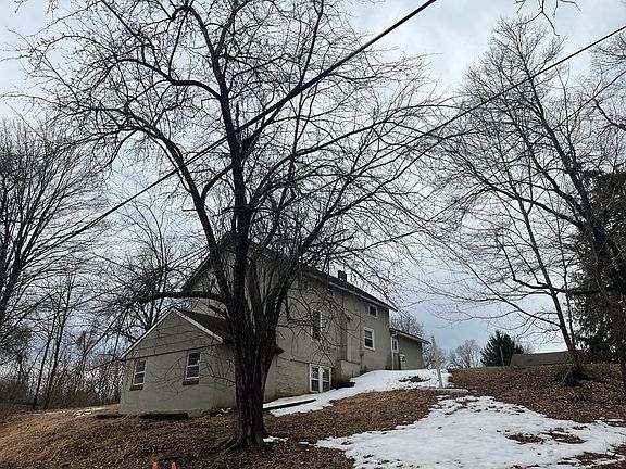 2nd image of 1024 River Ave