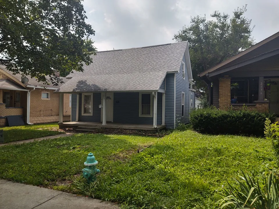 2138 S Garfield Dr