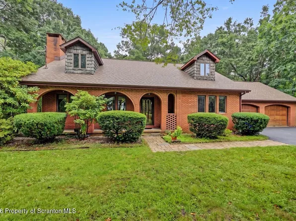 1250 W State St, Archbald, PA 18403