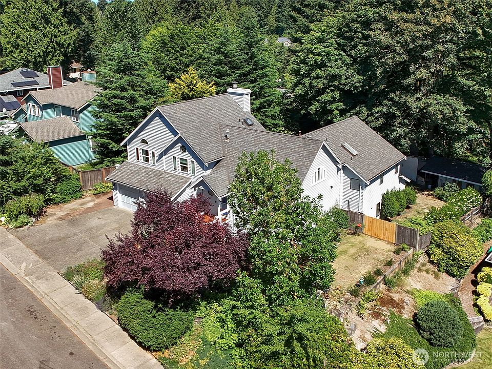 1st image of 10820 NE 183RD COURT