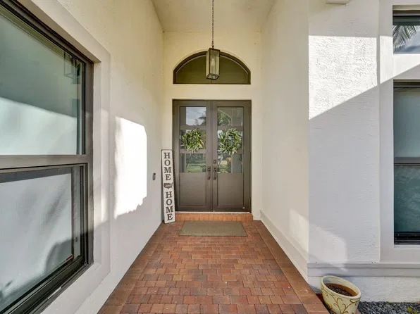 15311 SW 38th Street, Davie, FL 33331