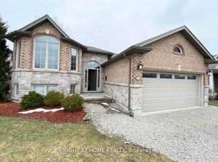 3640 Weinbrenner Rd, Niagara Falls, ON L2G7Y4