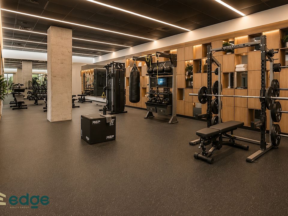 2nd image of 329 Broadway #1210