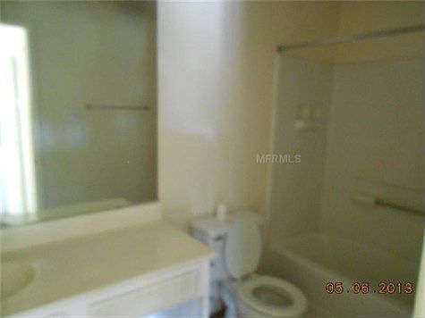 5th image of 3814 Bay Club Cir Unit 201