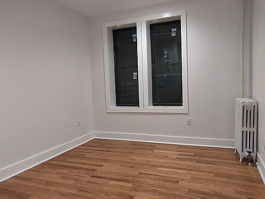 4th image of 70 Hawthorne St #G