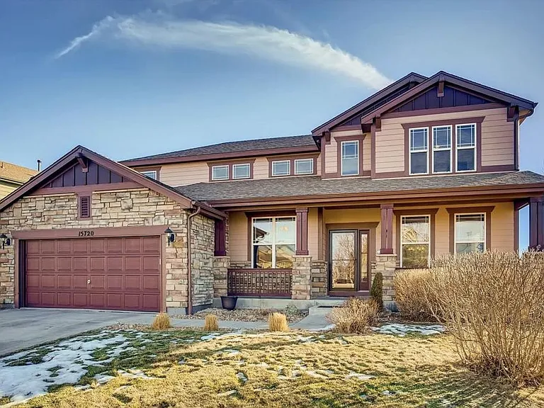 15720 Carob Cir — Photo 1