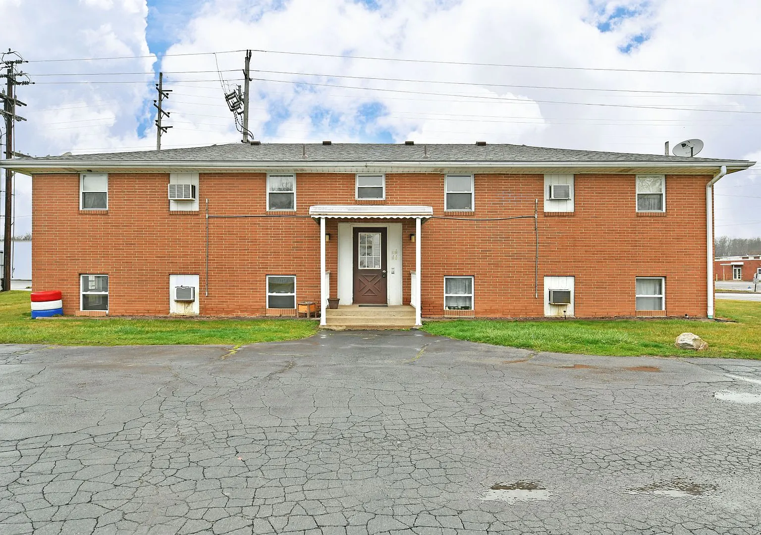 Joslynn Properties LLC-560 — Photo 1