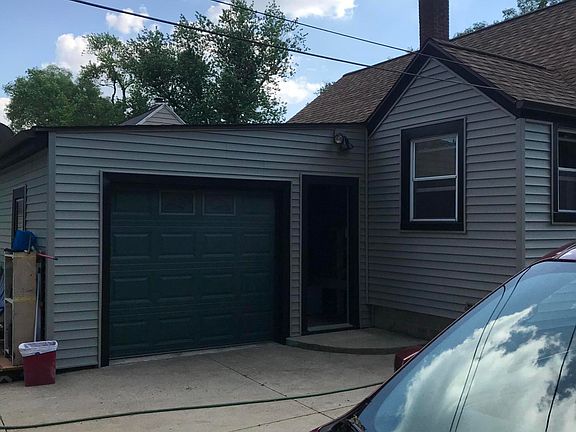 3rd image of 36 32nd St N