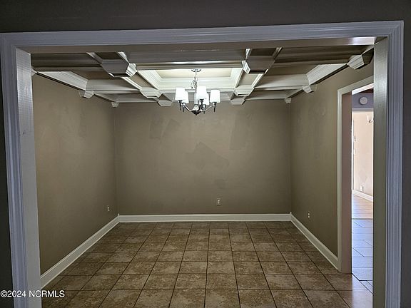 5th image of 2403 Bradford Street