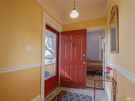 Front door/entry with bedroom 1 behind