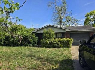 1705 Spooner Rd, Douglas, GA 31533