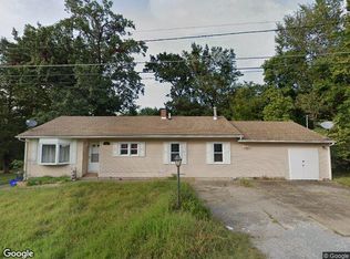 1300 W North St, Carbondale, IL 62901