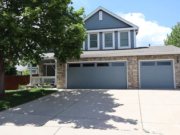 8777 S Dover Ct — Photo 1