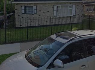 7724 S Coles Ave APT A, Chicago, IL 60649