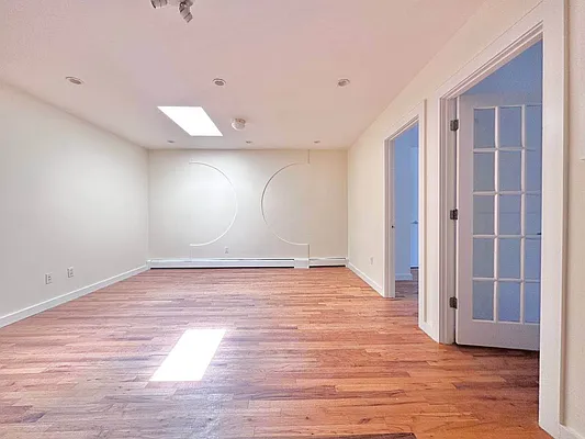 Rented by Doorway NYC, LLC | media 11