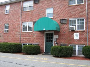 1241 Elm St APT 2A, West Springfield, MA 01089