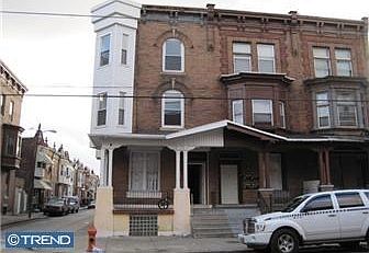 1st image of 2826 W Oxford St #3