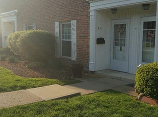 851 Clareridge Ln, Dayton, OH 45458
