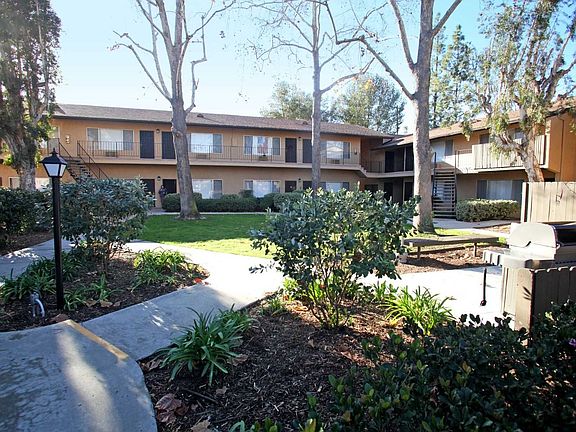 4th image of 9249 Carlton Oaks Dr APT 55