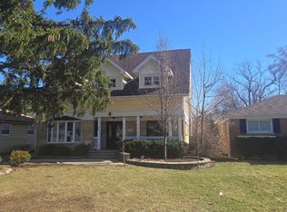 841 Wilcox Ave, Mundelein, IL