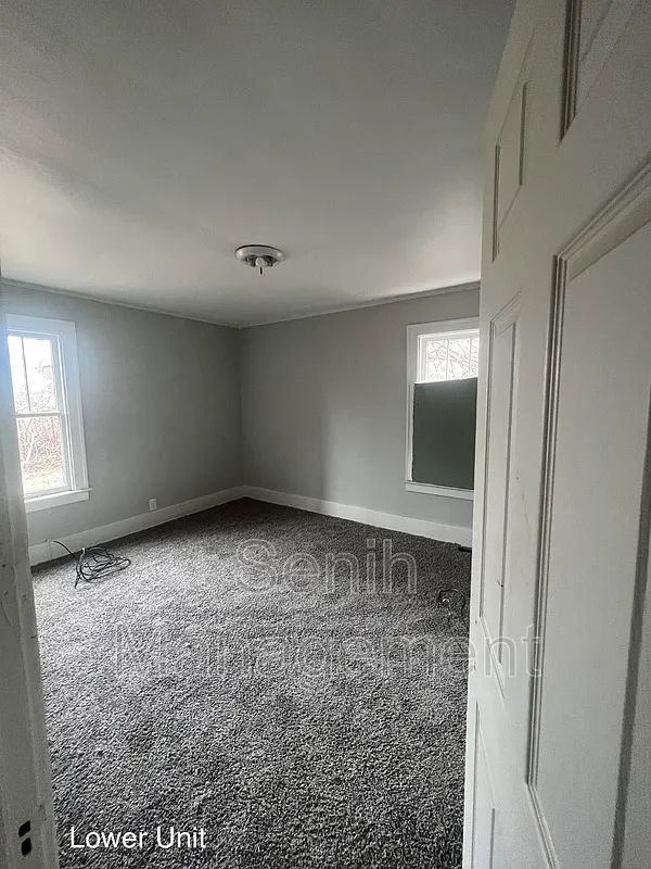 2 bed, 1.0 bath, 950 sqft, $875 — Photo 4