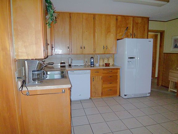 4th image of 1303 S Beverly Dr