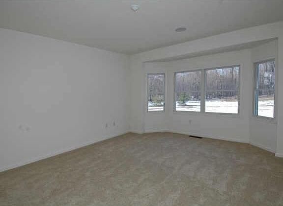 4th image of 2762 Barbano Ct