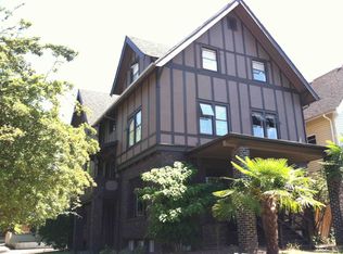 1605 NE 47th St, Seattle, WA 98105