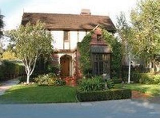 2048 Alma St, San Carlos, CA 94070